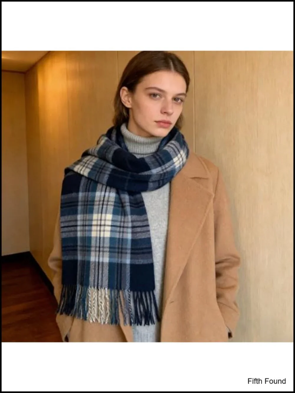 Oversized Checked Plaid Scarf with Tassels - Soft Winter Wrap for Cold Weather